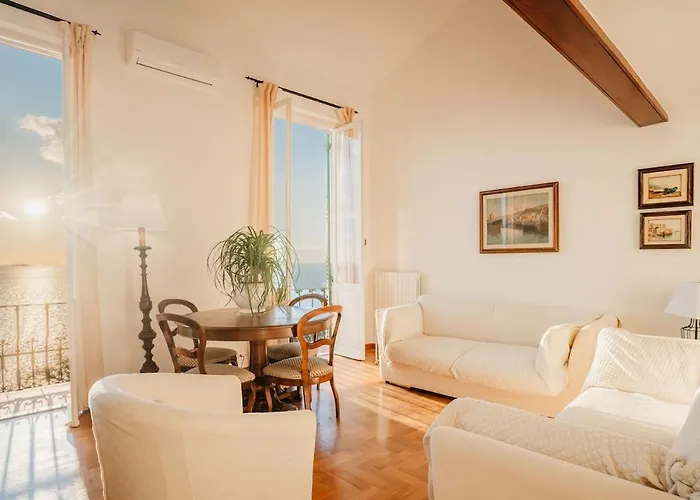 Elegance On The Sea - With Wifi 200 Meters From The Sea Feriehus *