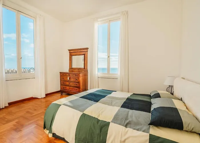 Сasa de vacaciones Elegance On The Sea - With Wifi 200 Meters From The Sea *